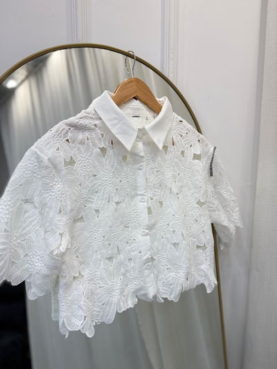 Camisa importada de guipur