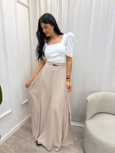 Pollera de crepe con tajo 