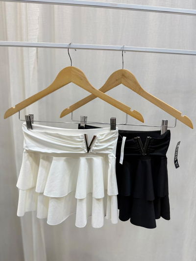 Pollera de lycra con aplique y vuelos 
