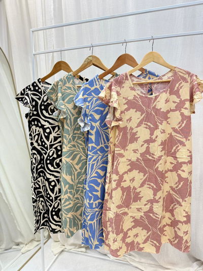Vestido corto de simil lino estampado 