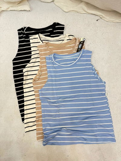 Remera musculosa de modal rayada 