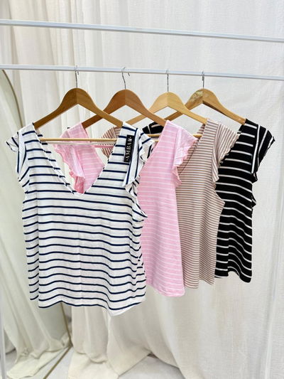Remera musculosa de modal escote en V rayada 