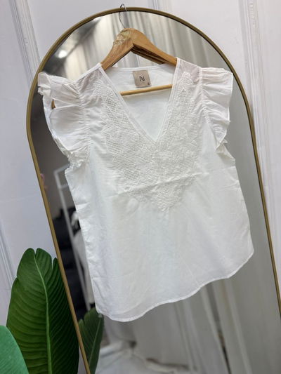 Blusa de batista escote en V