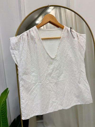 Blusa de broderie escote en V