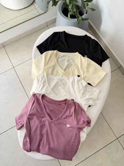 Remera Aina