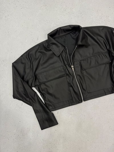 Chaqueta de ecocuero con cierre 