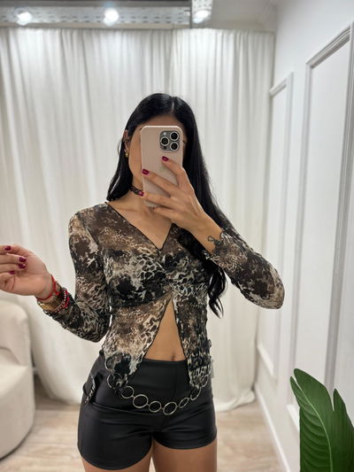 Top de microtul print con pico