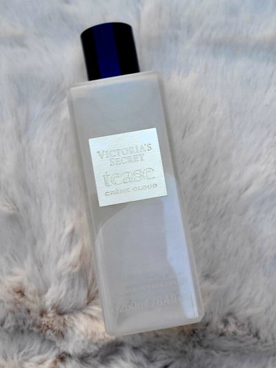 Bruma de luxe Tease Creme Cloud.250 ml.Victoria Secret