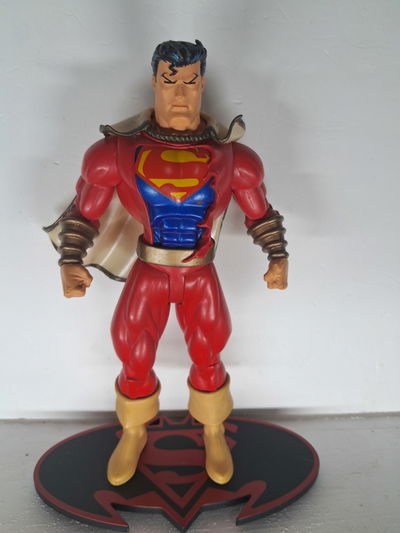Superman "como Shazam"