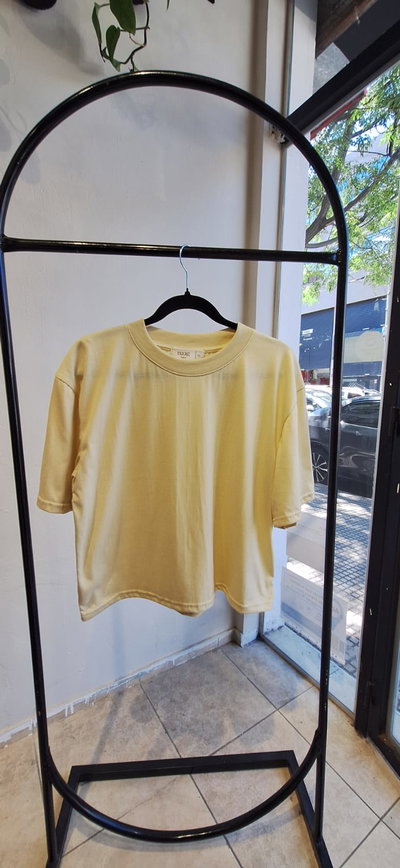 Remera Boxy Lisa Algodón Premium