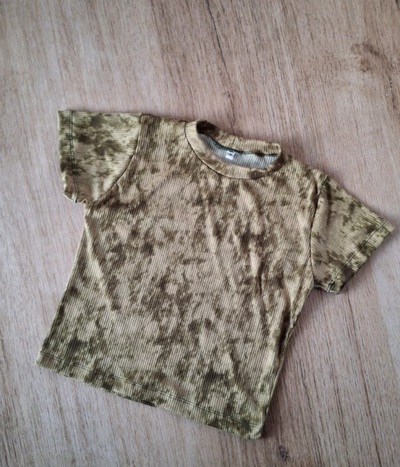 Remerita corta batik S-M sin fallas. 