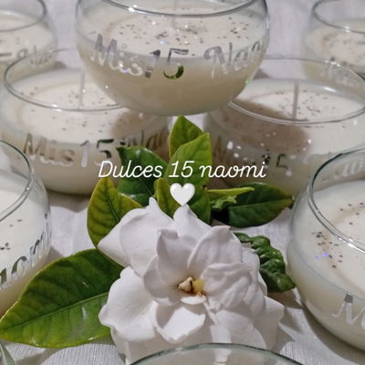 Velas personalizadas con vinilo 