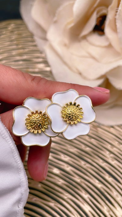 Aros pasantes estilo orquídea 