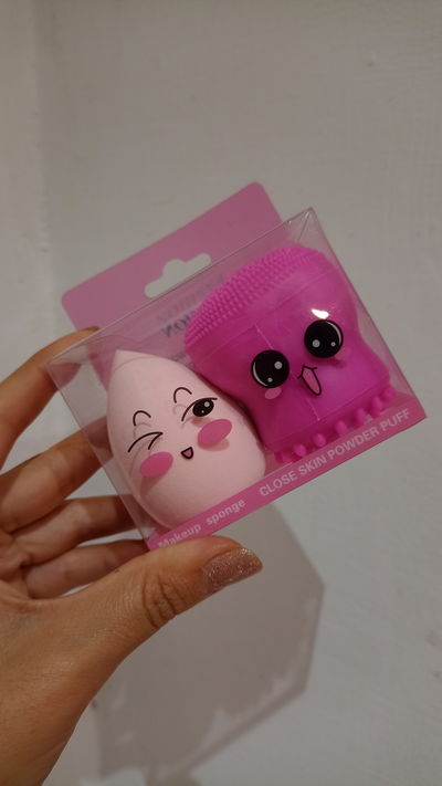 Limpiador para rostro + esponja de maquillaje