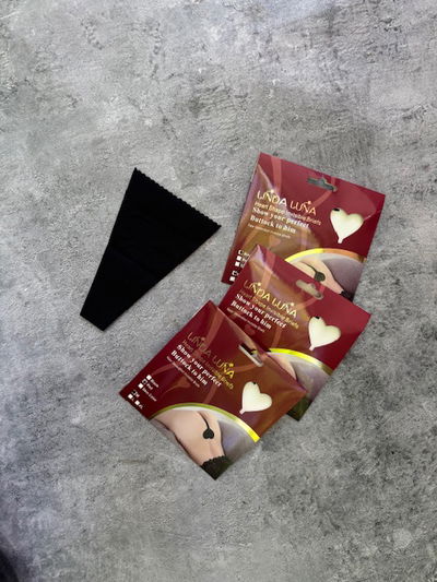 Tanga invisible negro