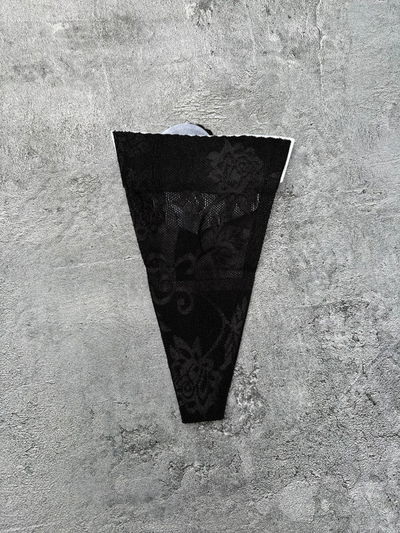 Tanga invisible corazon negro encaje