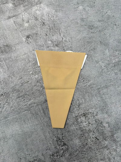 Tanga invisible corazon piel