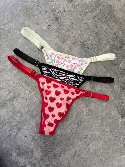 Petunia 1 - Pack por 3 🖤