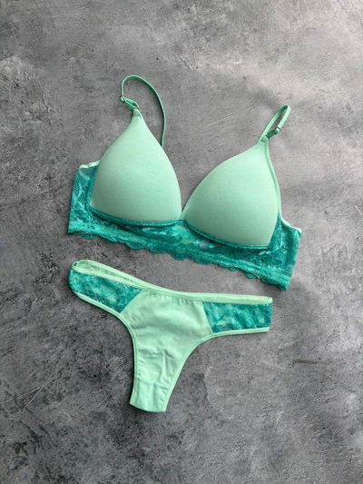 Iris verde