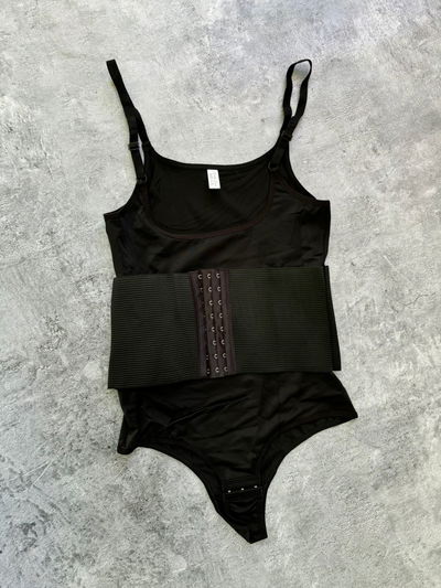 Body con faja negro