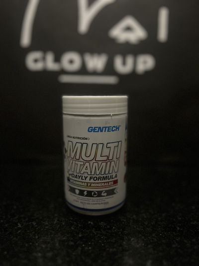 Multivitamin dayly formula Gentech 60 comprimidos