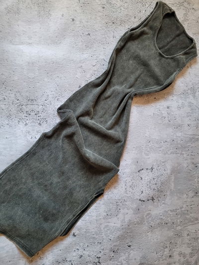 Vestido tubo gaspeado