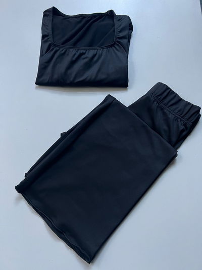 Sophie total black
