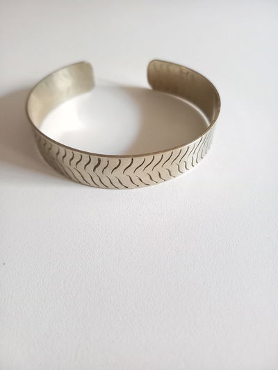 PULSERA TEXTURADA 