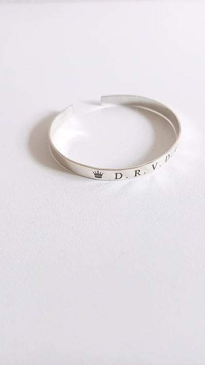 PULSERA MEDIA ESCLAVA (LISA O GRABADA)