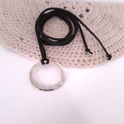CHOKER CLOE DE GAMUZA