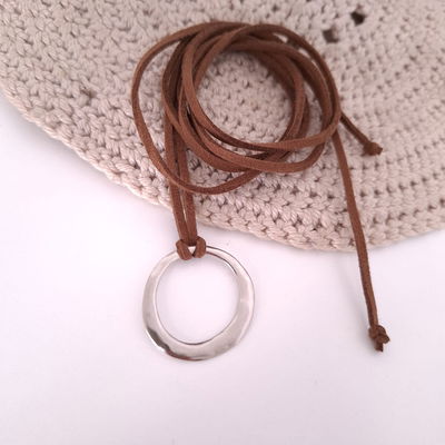 CHOKER ARIA DE GAMUZA