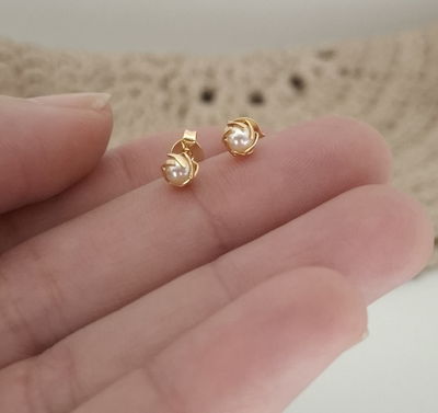  AROS PERLA A  (Enchapado en oro 18k)