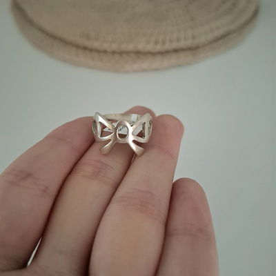 ANILLO ISIS