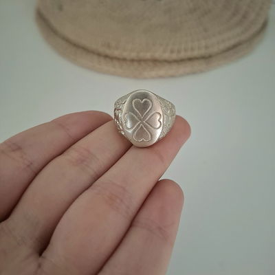 ANILLO TREBOL