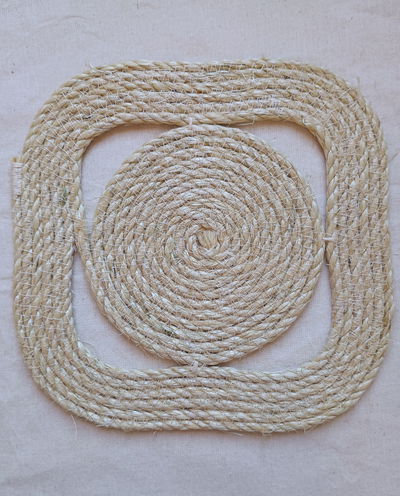 Posa fuentes Cuadrado sisal 