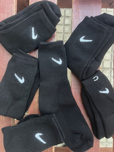 Media caña Deportiva Nike Negra
