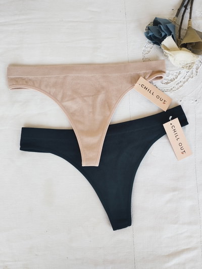 Pack less Smoth Black