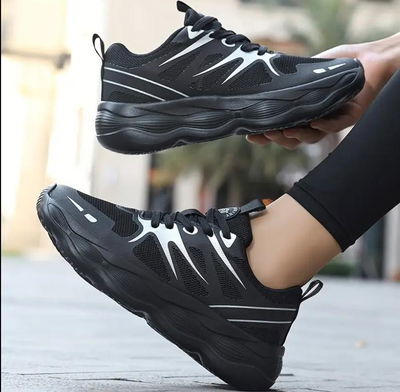 ZAPATOS DEPORTIVOS TRANSPIRABLES DE COLOR NEGRO