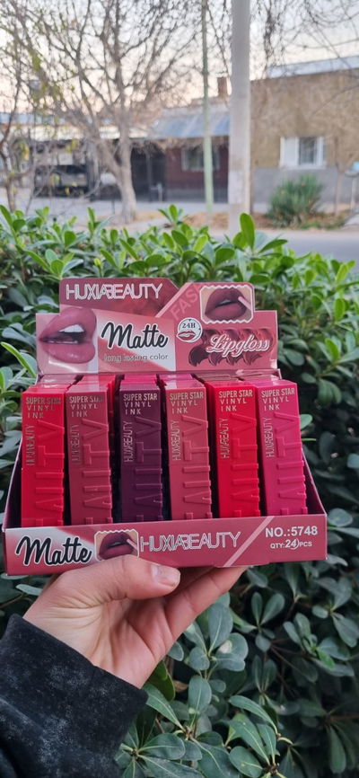 Labial liquido matte con aplicador