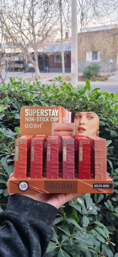 Labial liquido superstay