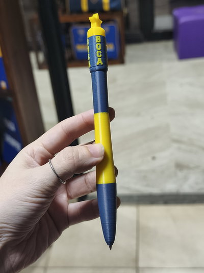 Lapicera azul de boca juniors