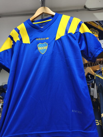 Camiseta azul estilo retro 