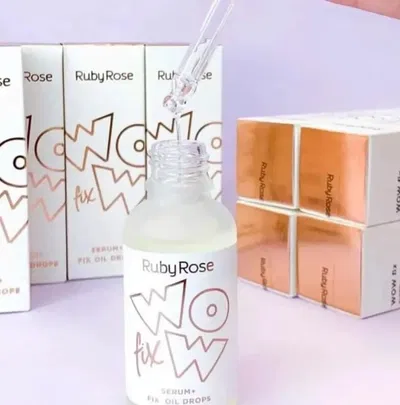 Serum Wow Fix de Ruby Rose