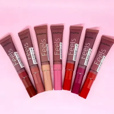 Matte Lip Gloss Feels de Ruby Rose