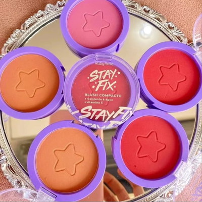 Rubor Compacto Stay Fix de Ruby Rose
