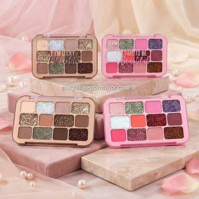 12 Color Eyeshadow de Saniye
