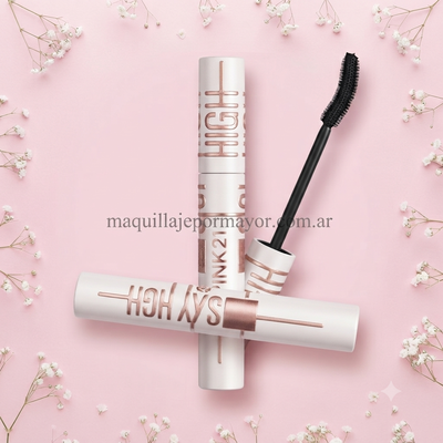 Máscara de Pestañas Voluminizadora Sky High de Pink 21