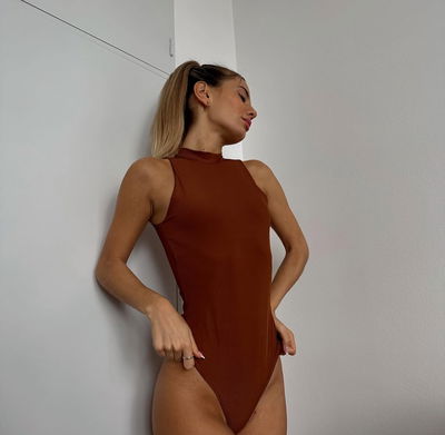 BODY HIGH NECK (TOSTADO)