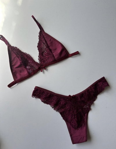 CONJUNTO LIRA (BORDO)