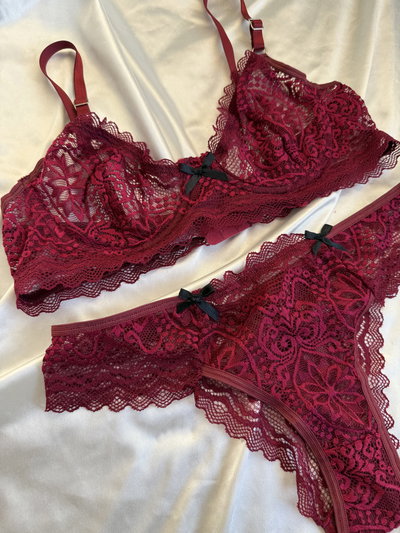 CONJUNTO AURA (BORDO)